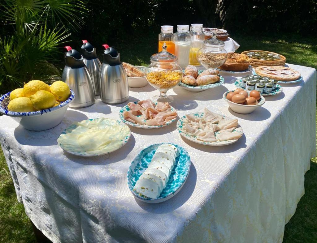 Relais Ruggiero Bed & Breakfast Le Castella  Exterior foto