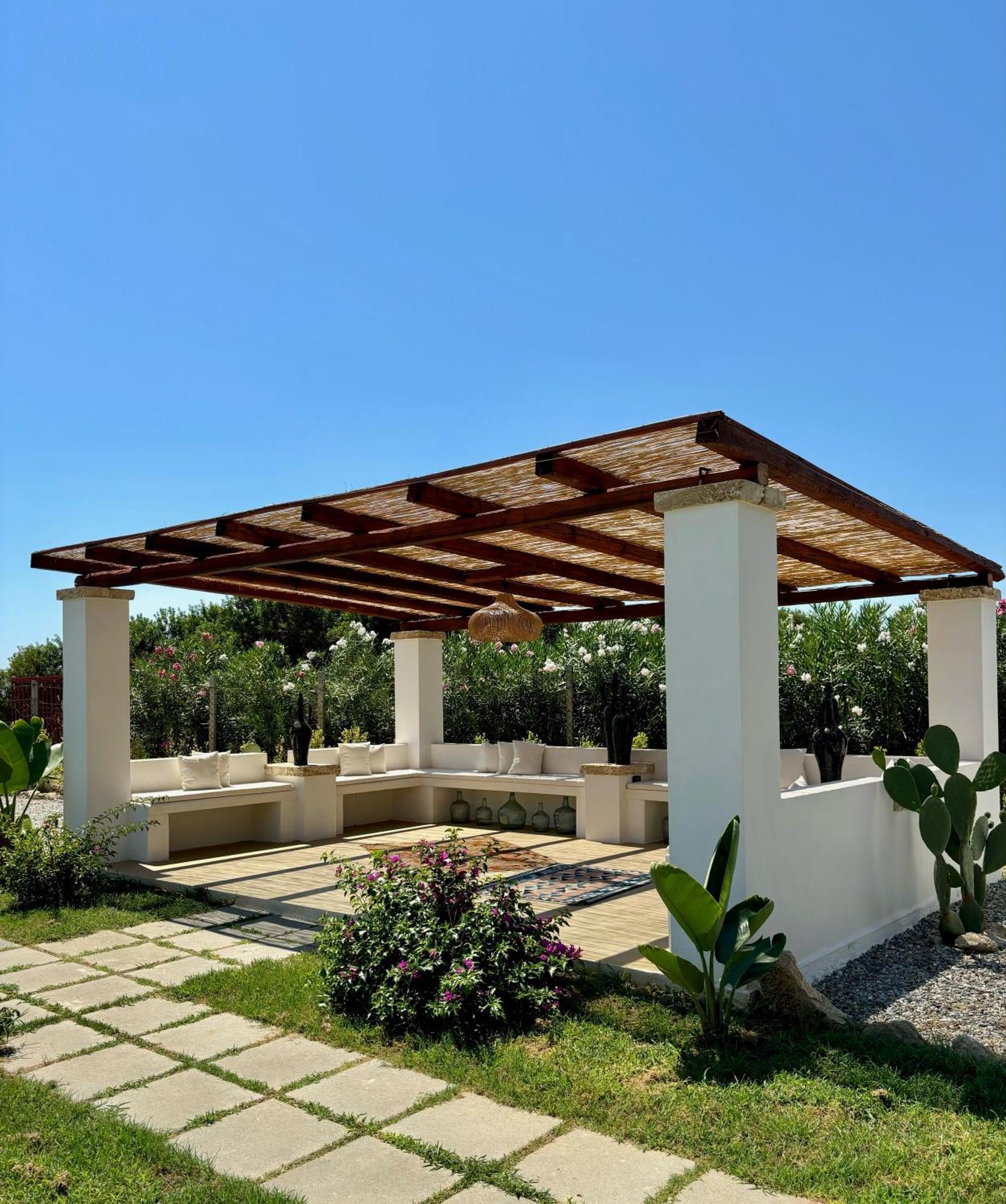 Relais Ruggiero Bed & Breakfast Le Castella  Exterior foto